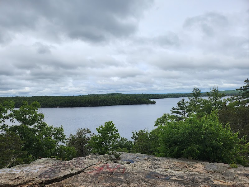 Barringer Cliffs Trail