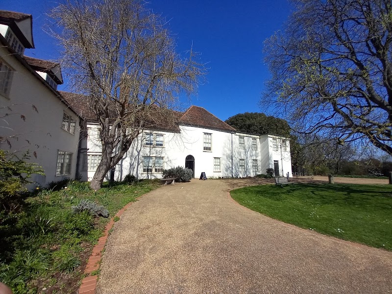 Valence House Museum