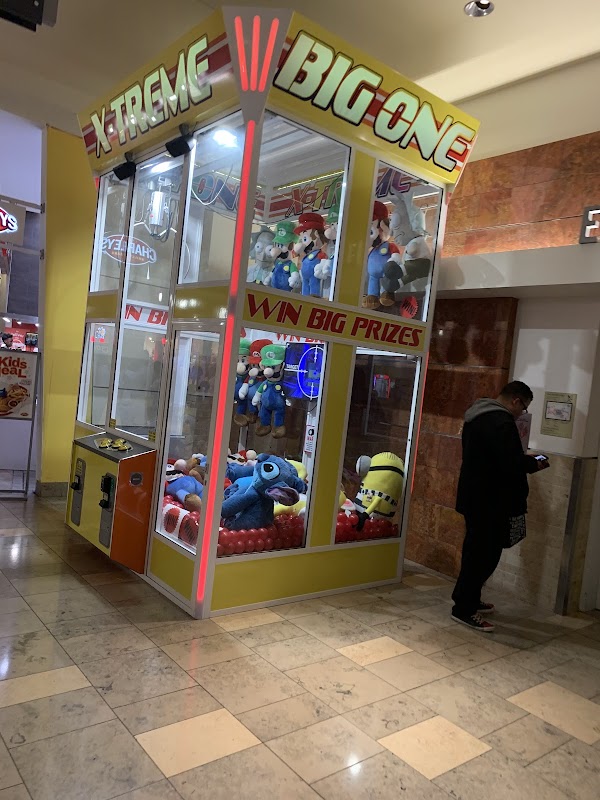 Big Red's Amusements