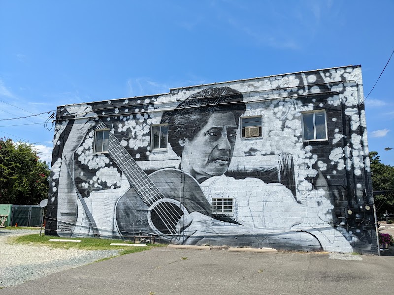 Elizabeth Cotten Mural
