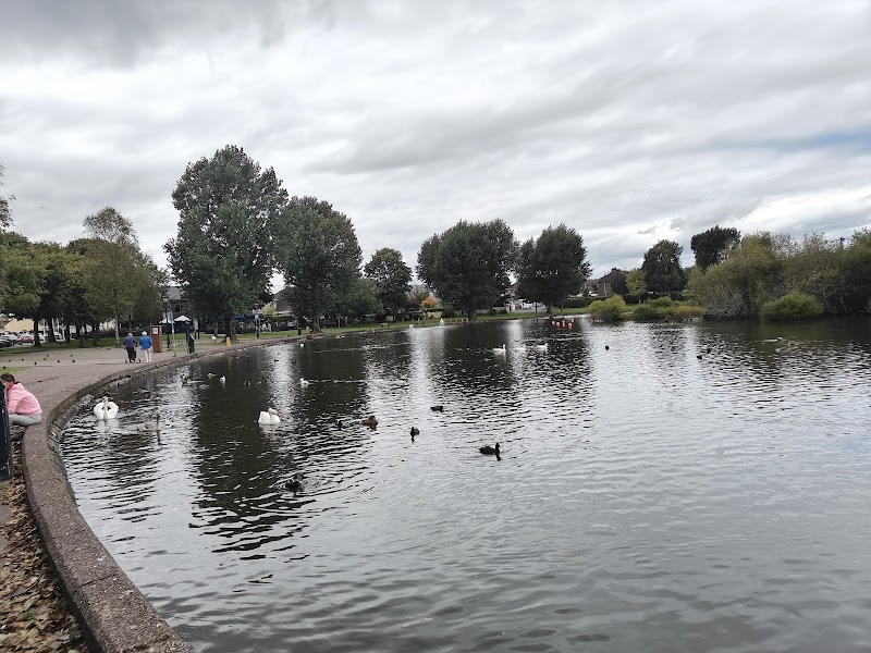The Lough Trail(Cosán an Locha)