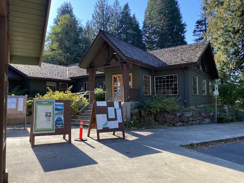 Zigzag Ranger Station