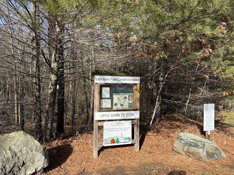 Little Island Pond Conservation Area Parking