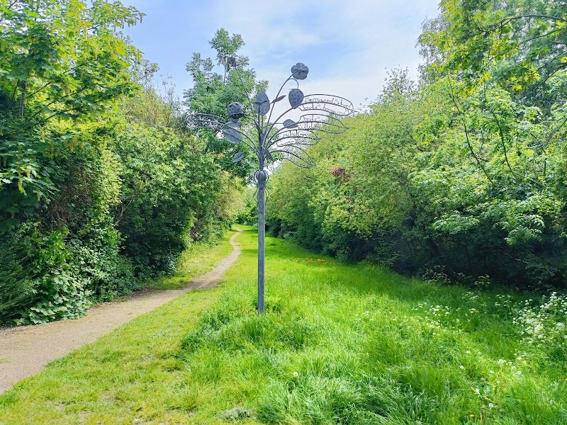 Hedge End Green Routes sculpture