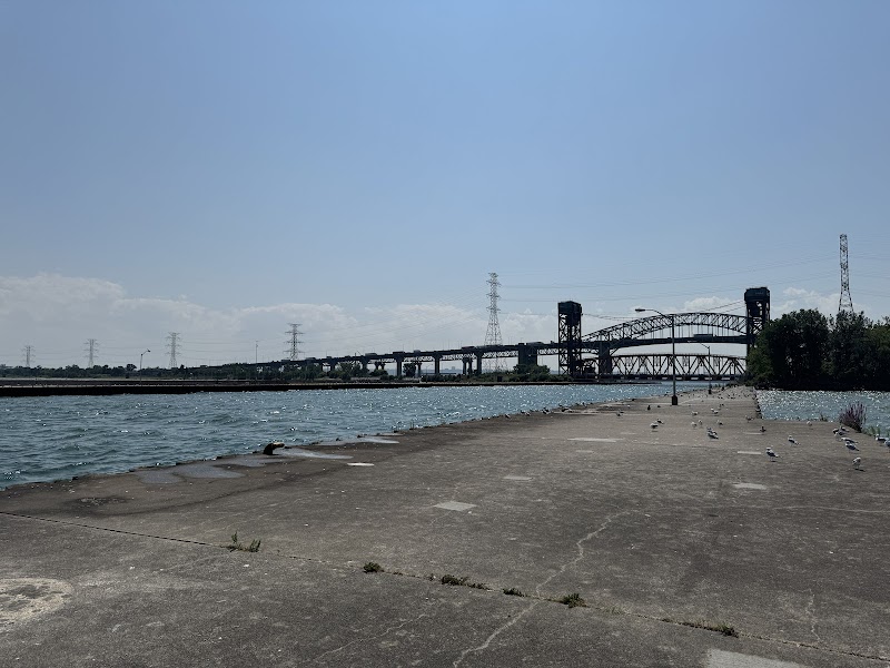 Breezeway Lighthouse