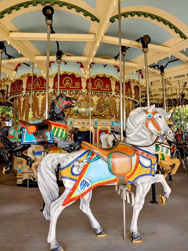 Grand Carousel
