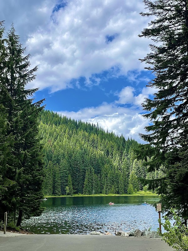 Trillium Lake