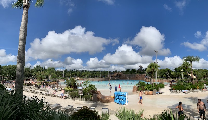 Typhoon Lagoon Surf Pool