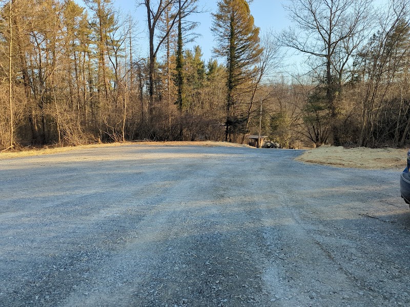Water St Trail Parking Lot