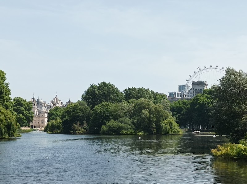 St James's Park