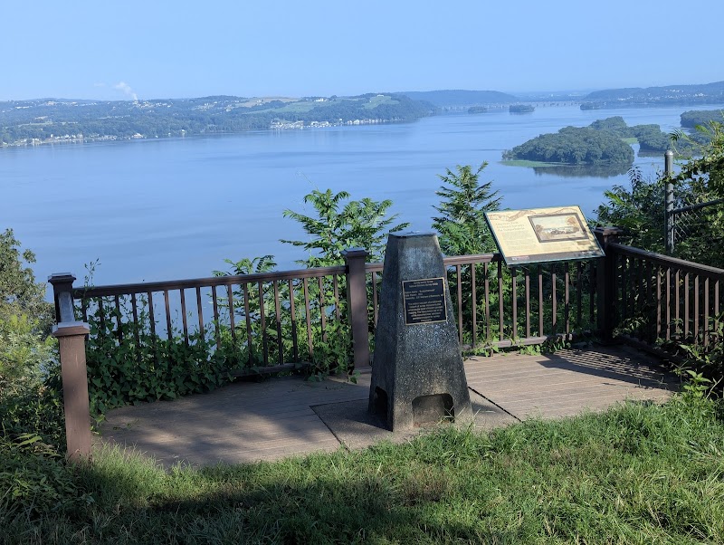 Turkey Hill Overlook Trail
