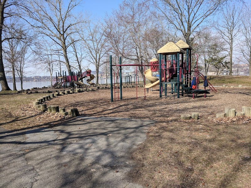Pete and Toshi Seeger Riverfront Park