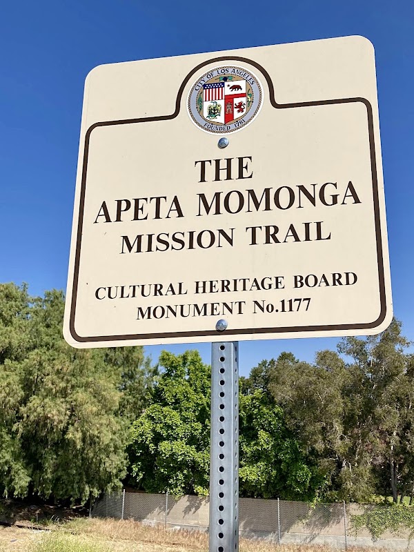 Apeta Momonga Mission Trail