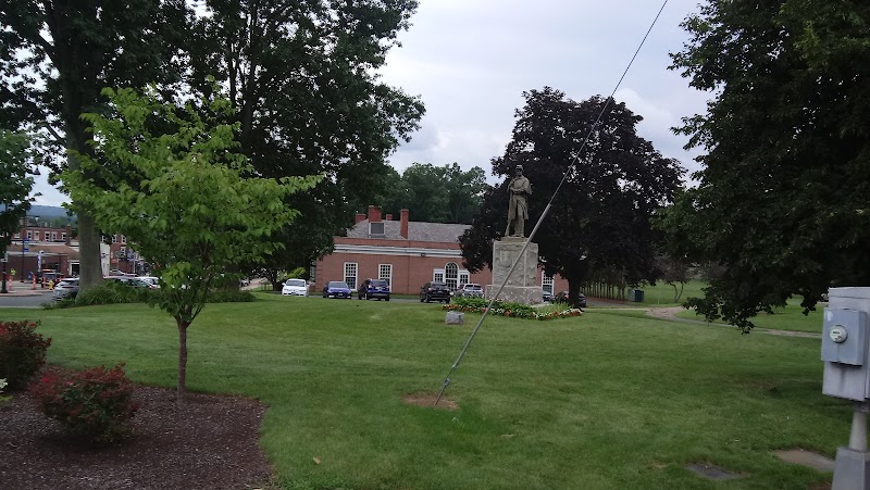 Center Memorial Park