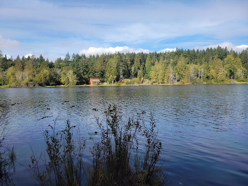 Crescent Lake County Park Trailhead