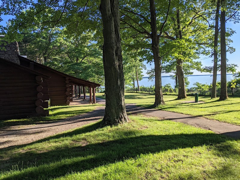 Selkirk Shores State Park