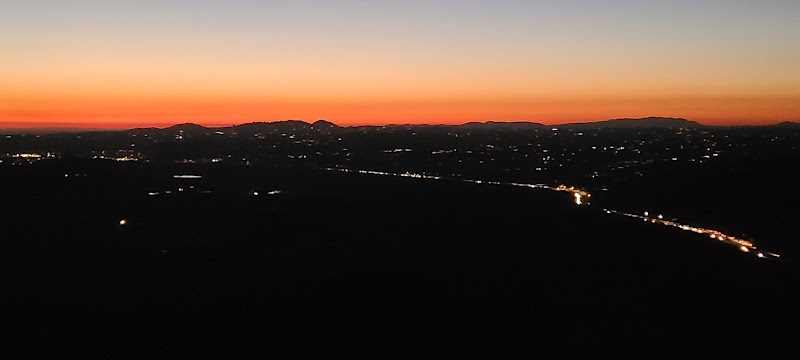 Aqueduct public works access road