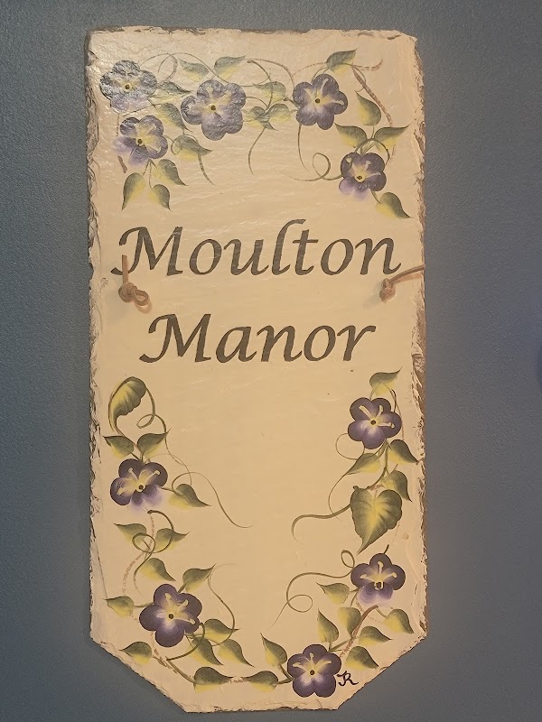 Moulton Manor