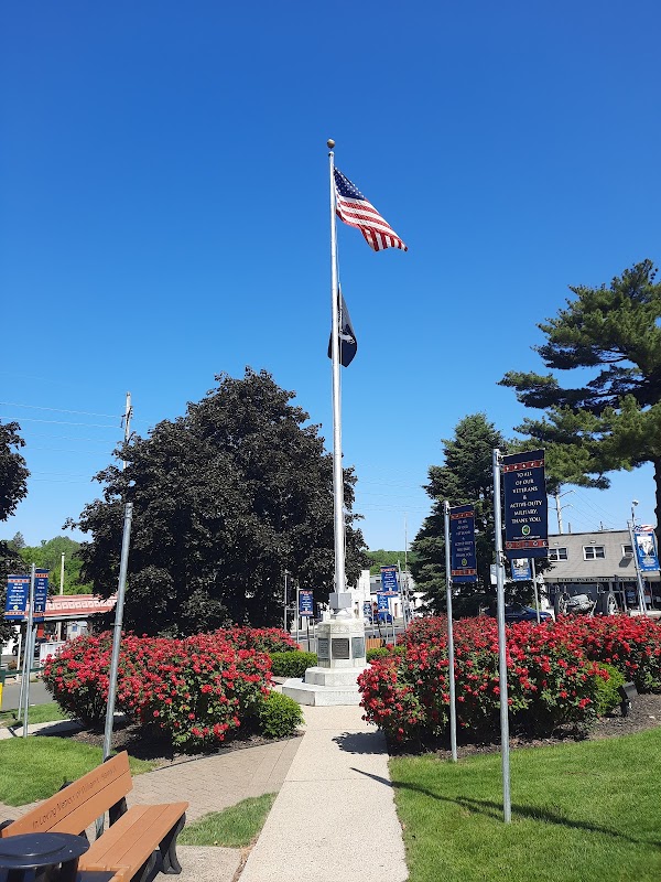 Pearl River.Memorial Park