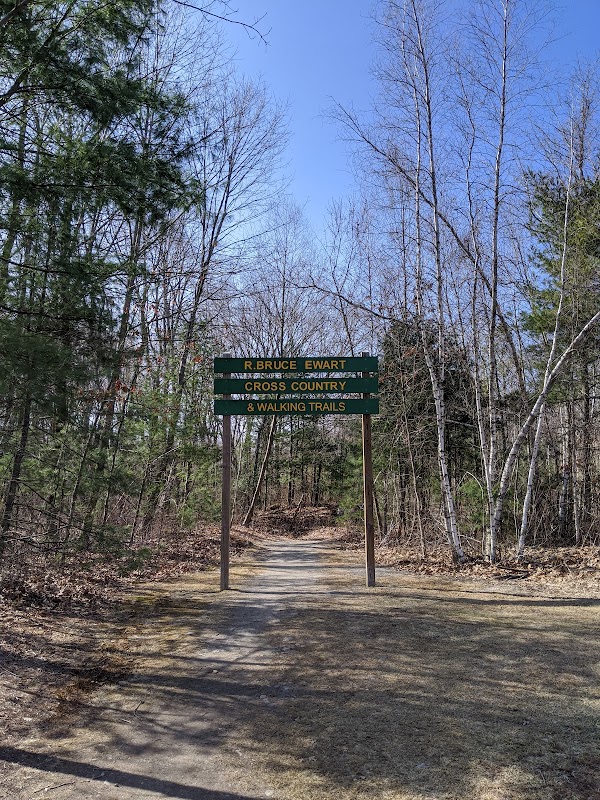 Robert Bruce Ewart Cross Country & Walking Trails