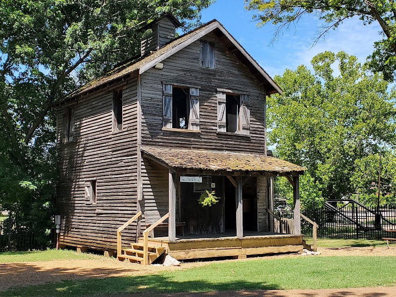 Cannonsburgh Village