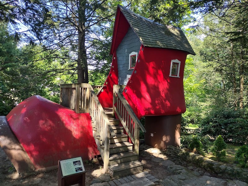 Benson's Wild Animal Farm Museum & Park Store