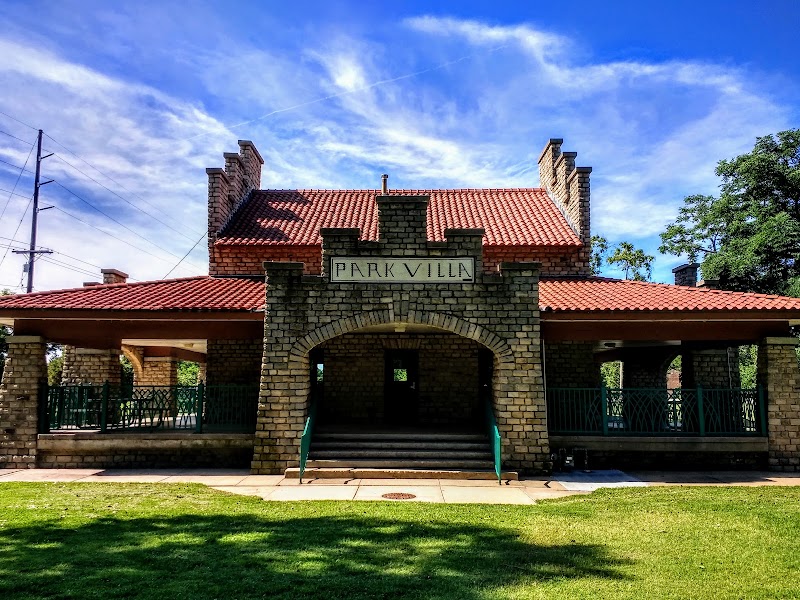 North Riverside Park