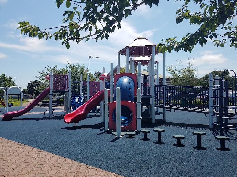 Babylon Town Hall Park