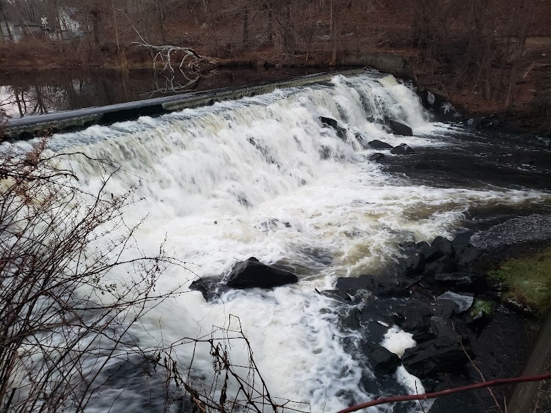 North Grosvenordale Pond