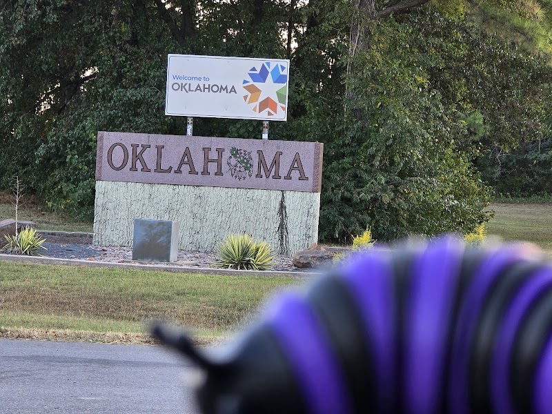 Oklahoma Border Sign