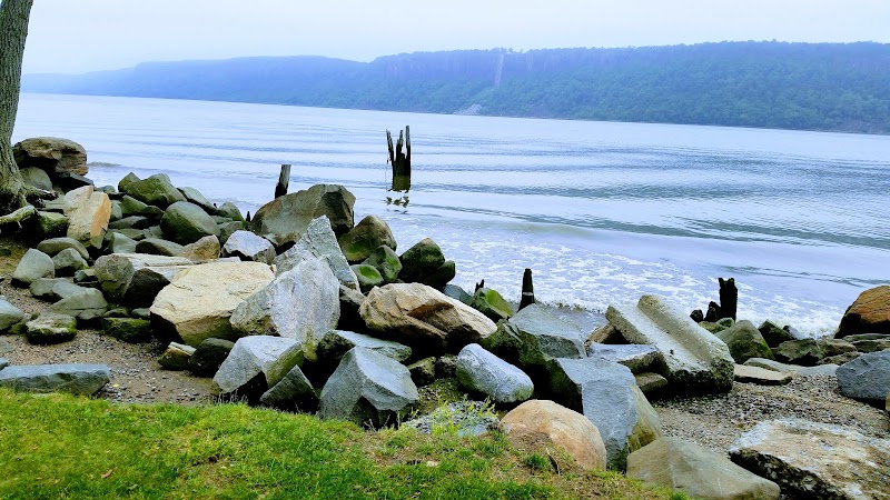 MacEachron Waterfront Park
