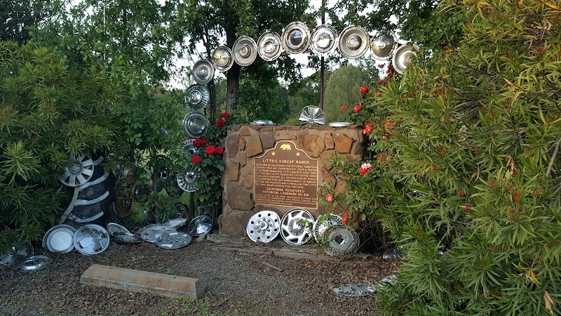 Litto's Hubcap Ranch Historical Marker
