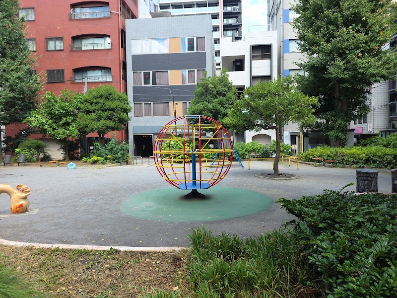 Shinjuku City Hanazono West Park