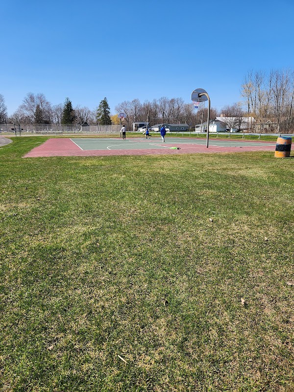 William J. Farley Jr. Community Park