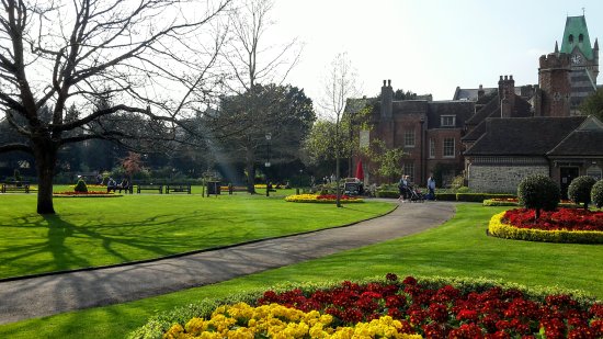 Abbey Gardens