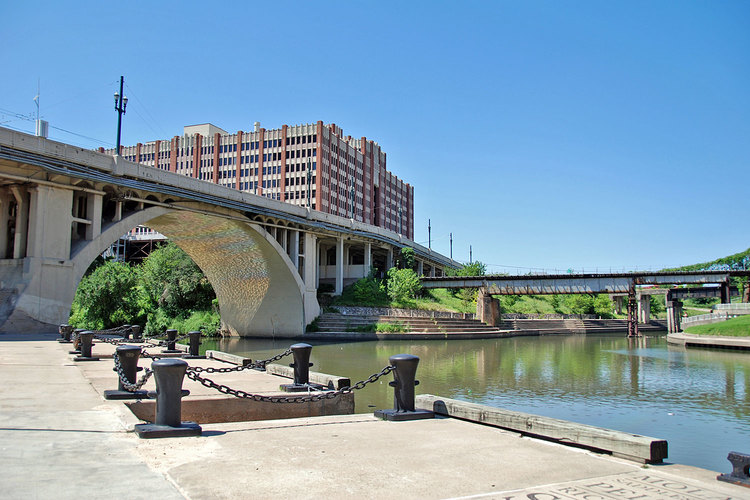 Allen's Landing Park