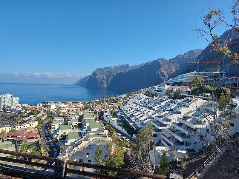 Mirador la curva Los Gigantes