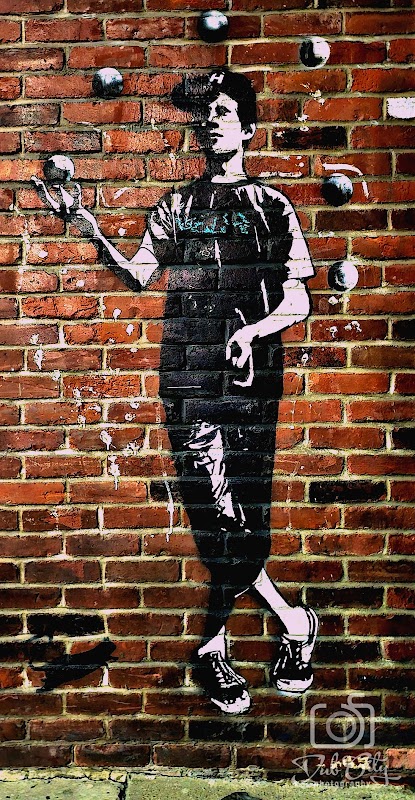 Graffiti Juggler - Wall Art