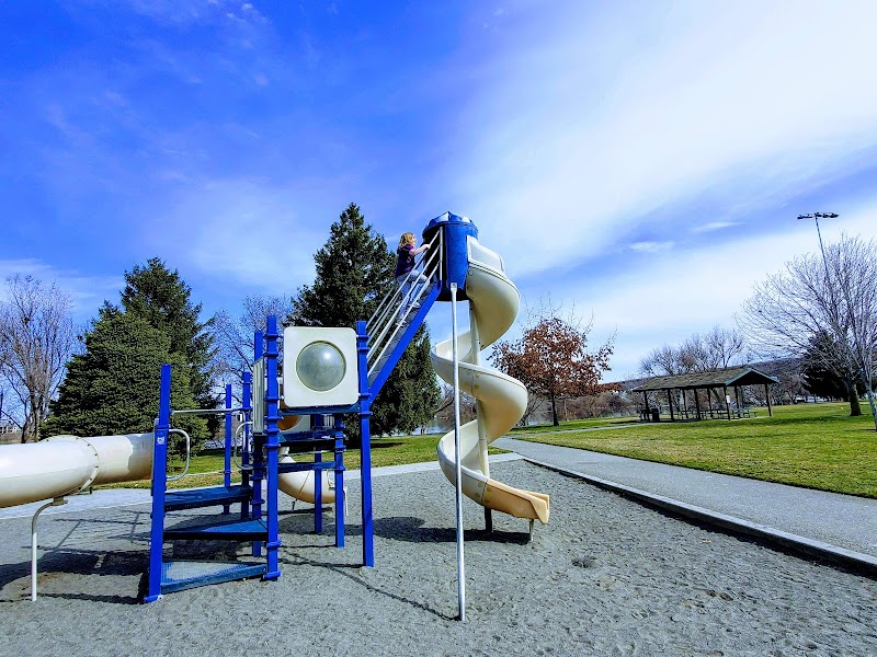 Columbia Point Marina Park