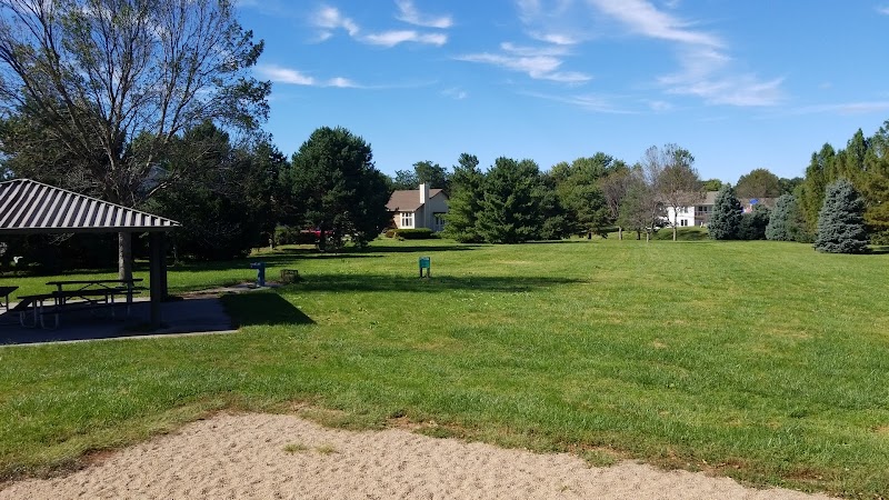 Tierra Williamsburg Park