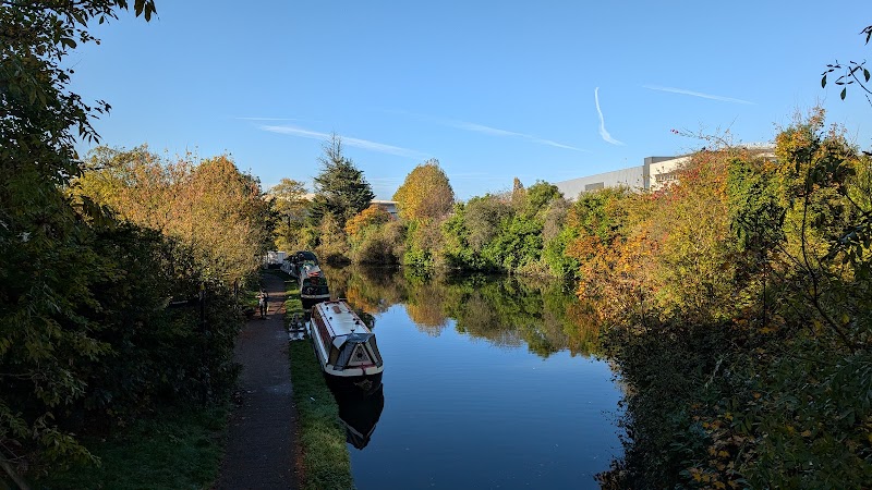 Grand Union Canal (Paddington Branch) towpath