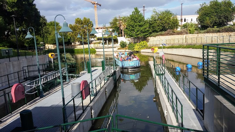 San Antonio River Lock & Dam