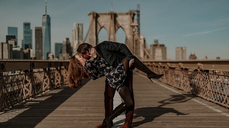 Brooklyn Bridge cinematic photo walk