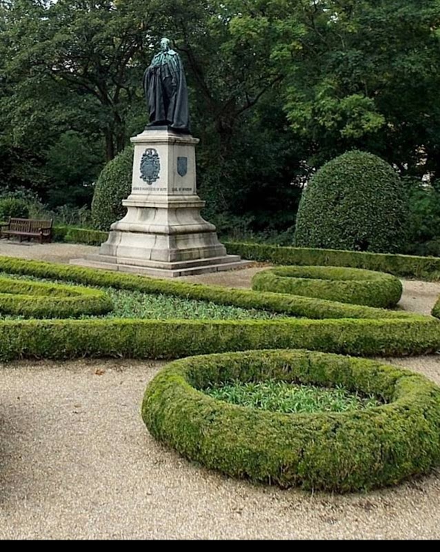 Catherine Gardens
