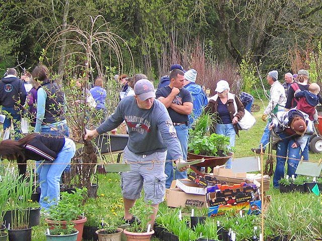NatureScaping of SW Washington's Wildlife Botanical Gardens