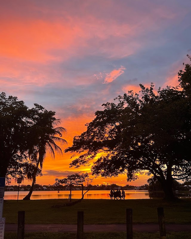 Willis D. Harding Park