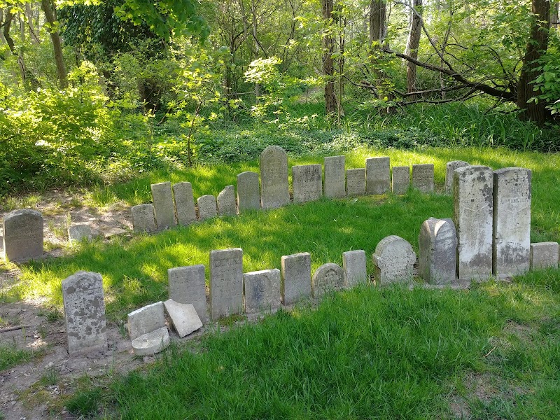 Old Friends Cemetery Park