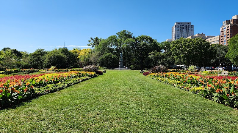 Lincoln Park Goose and Angels Fountain