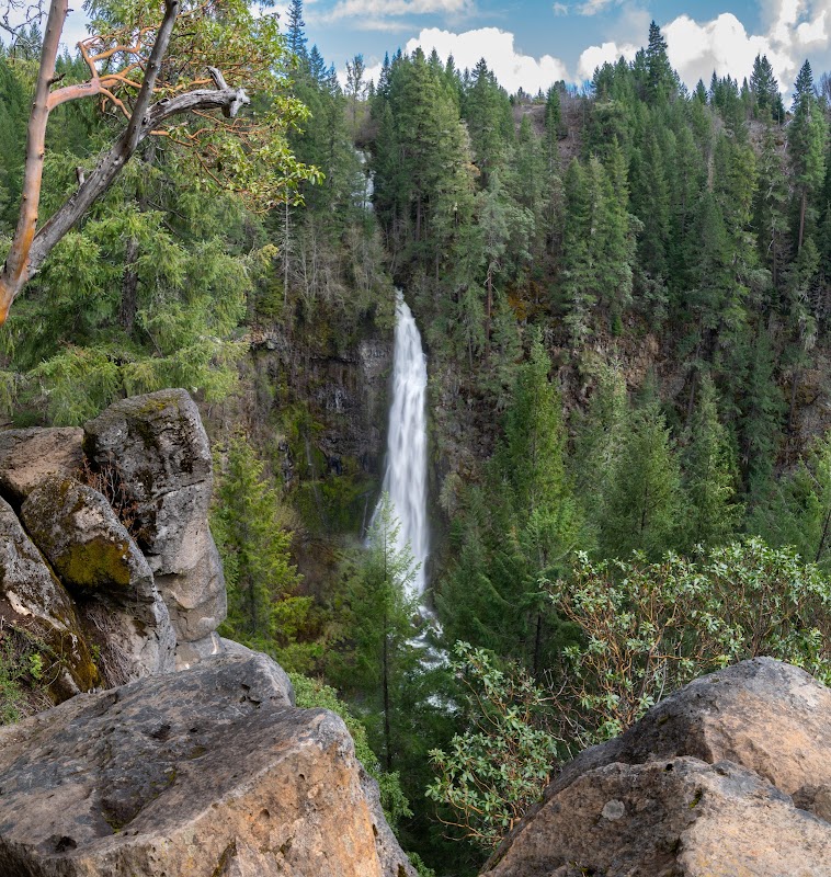 Mill and Barr Creek Falls Trailhead