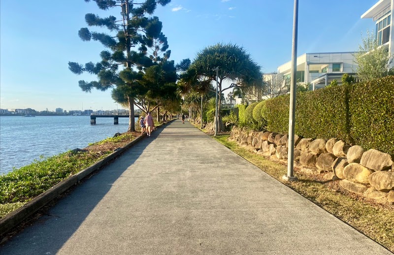 Bulimba Riverside Walkway